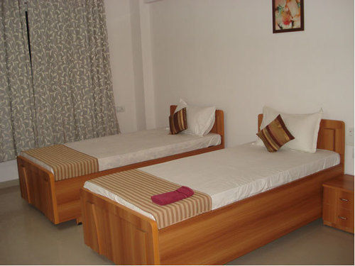 10 Blossoms Hospitality Services Ахмедабад Екстериор снимка